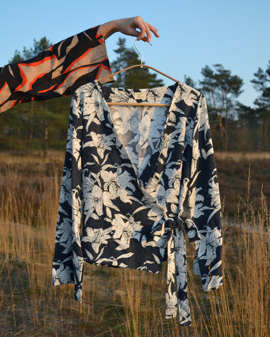 Wrap Blouse - Lily Flower